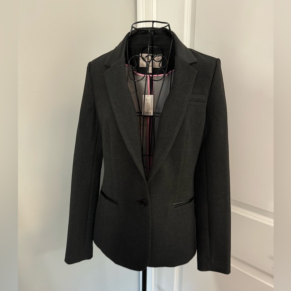 NWT Banana Republic Faux Leather Trim Blazer in Charcoal Size 6 - Picture 1 of 9